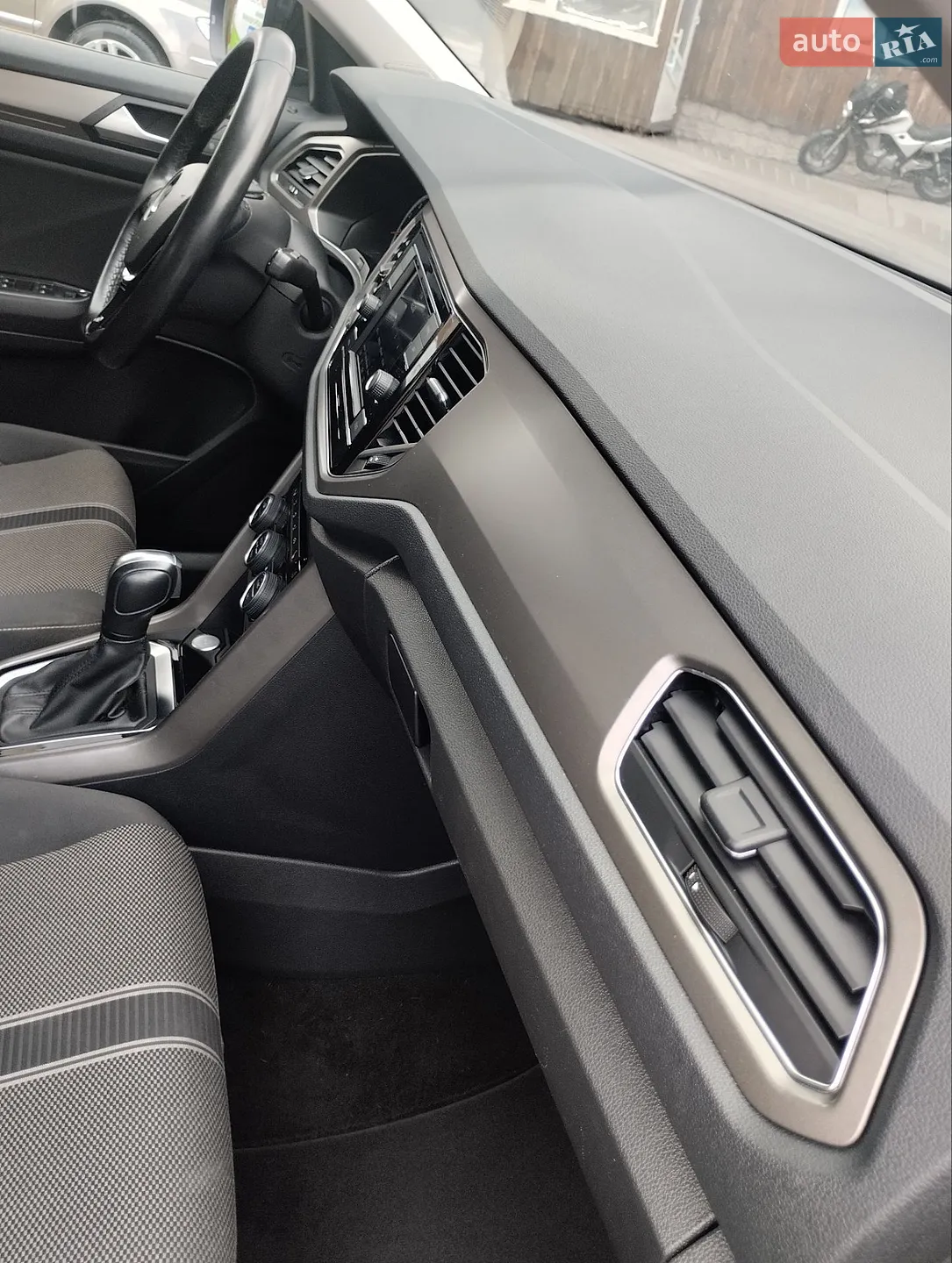 2020 Volkswagen T-Roc - мініатюра 21