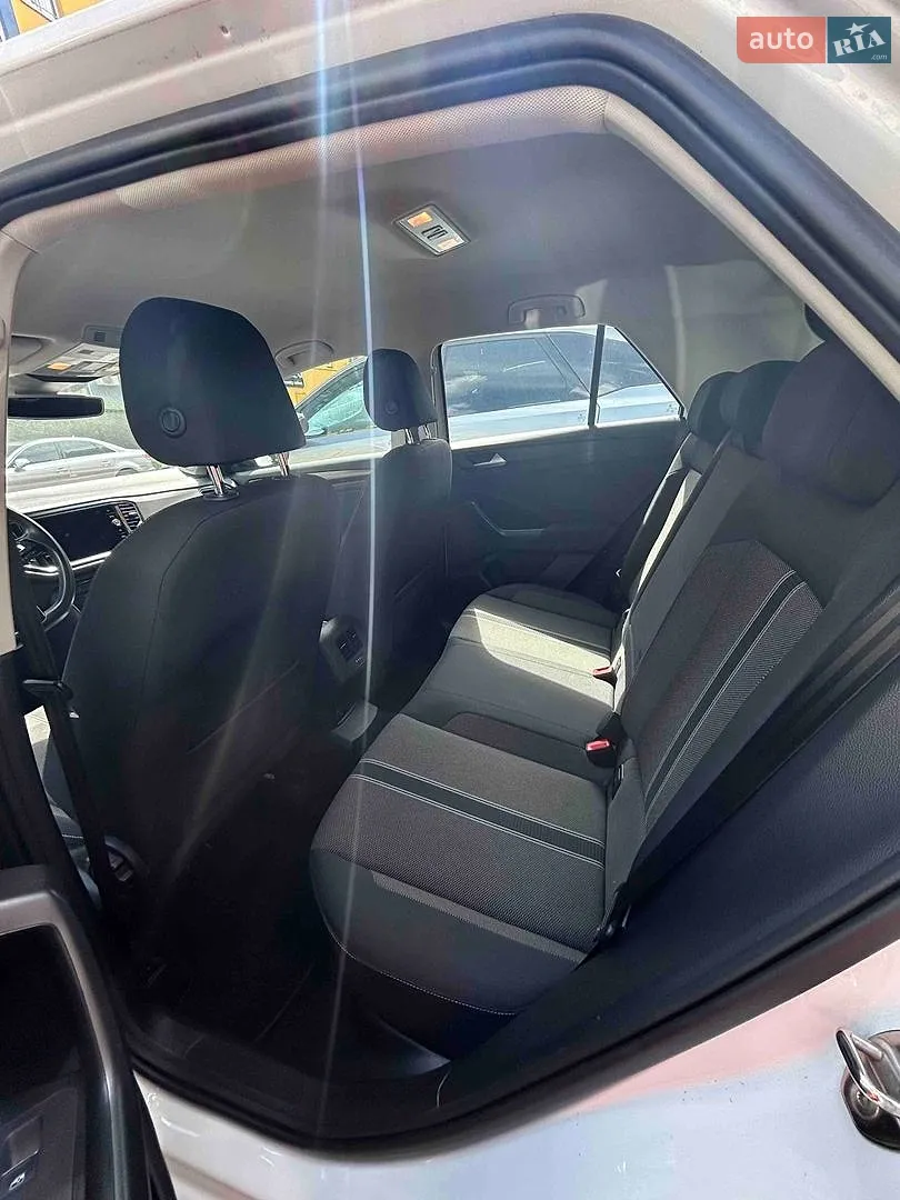 2019 Volkswagen T-Roc - мініатюра 11