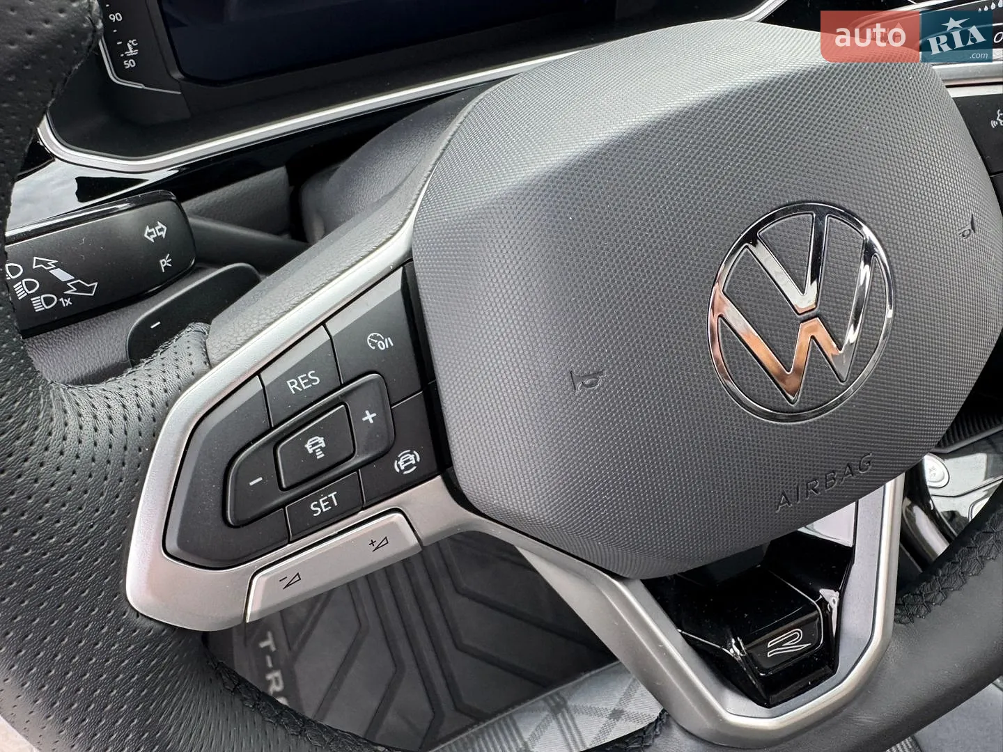2025 Volkswagen T-Roc - мініатюра 30