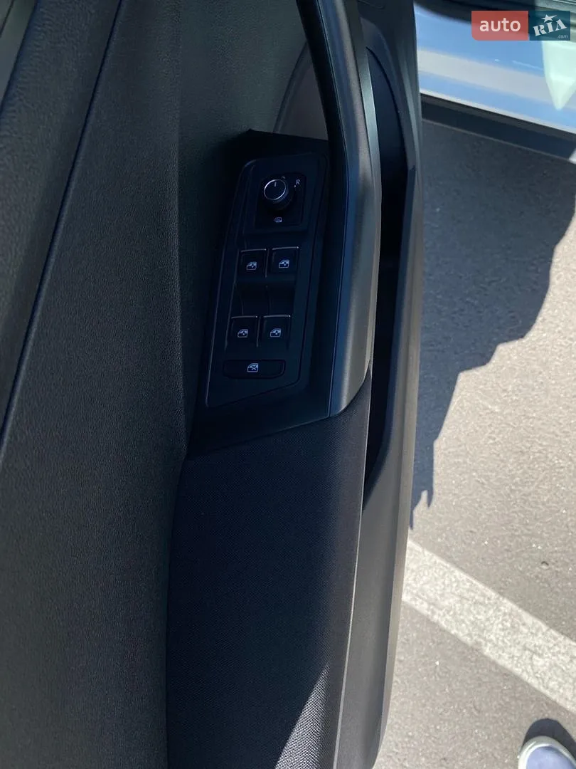 2019 Volkswagen T-Roc - мініатюра 14