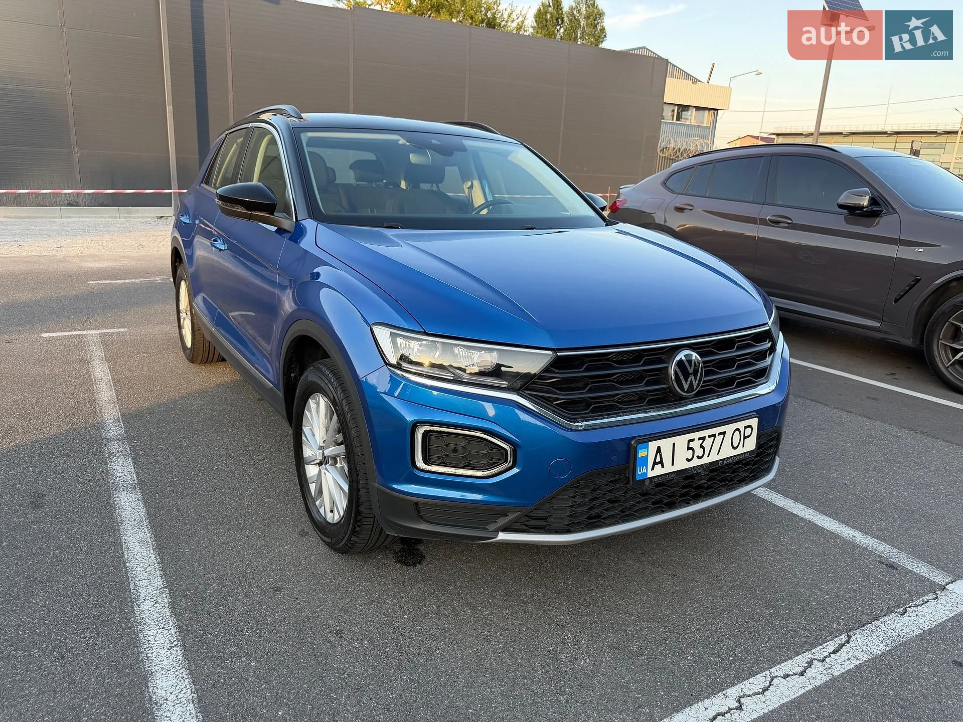 2021 Volkswagen T-Roc - фото 1