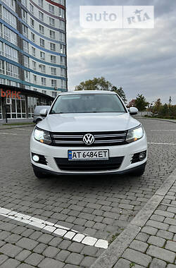 Внедорожник / Кроссовер Volkswagen Taigun 2013 в 