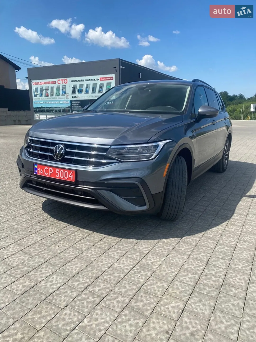 2024 Volkswagen Tiguan - мініатюра 2