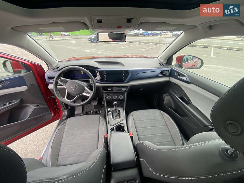 Внедорожник / Кроссовер Volkswagen Taos 2022 в Киеве