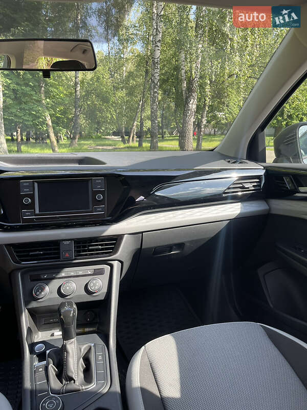 Позашляховик / Кросовер Volkswagen Taos 2021 в Києві