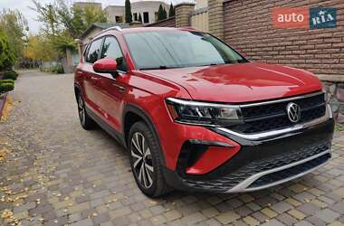Внедорожник / Кроссовер Volkswagen Taos 2022 в 