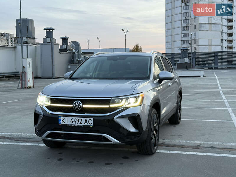 Внедорожник / Кроссовер Volkswagen Taos 2023 в Киеве