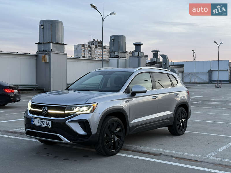 Внедорожник / Кроссовер Volkswagen Taos 2023 в Киеве