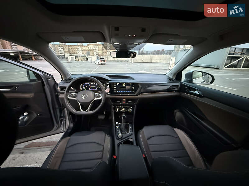 Внедорожник / Кроссовер Volkswagen Taos 2023 в Киеве