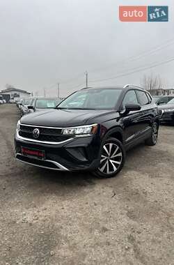 Позашляховик / Кросовер Volkswagen Taos 2022 в Білогородці