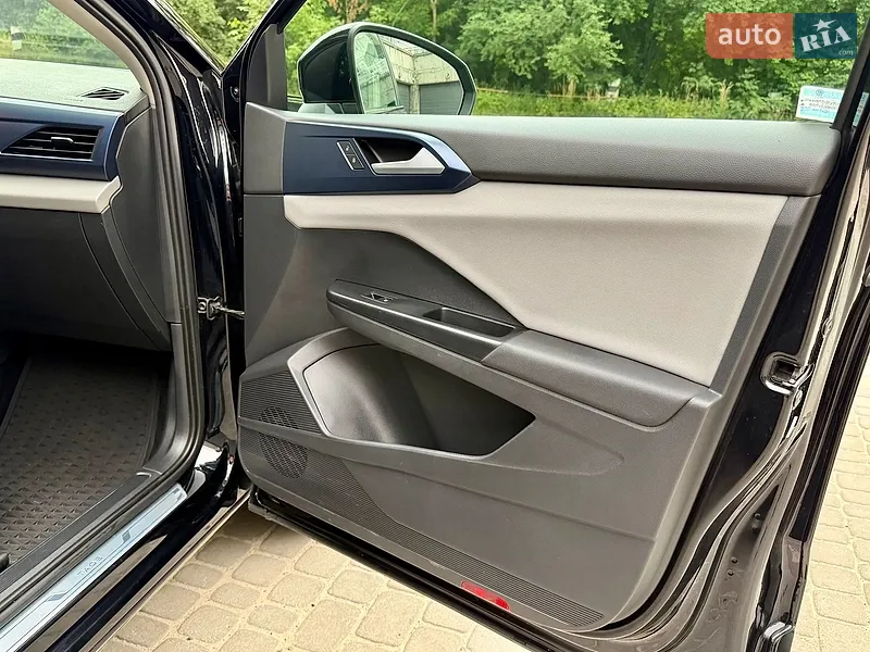 Volkswagen Taos 2022 VIN 3VVWX7B21NM069153 фото оголошення 62 з 141