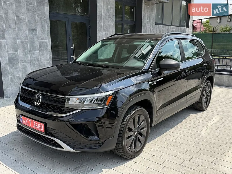 Volkswagen Taos 2021