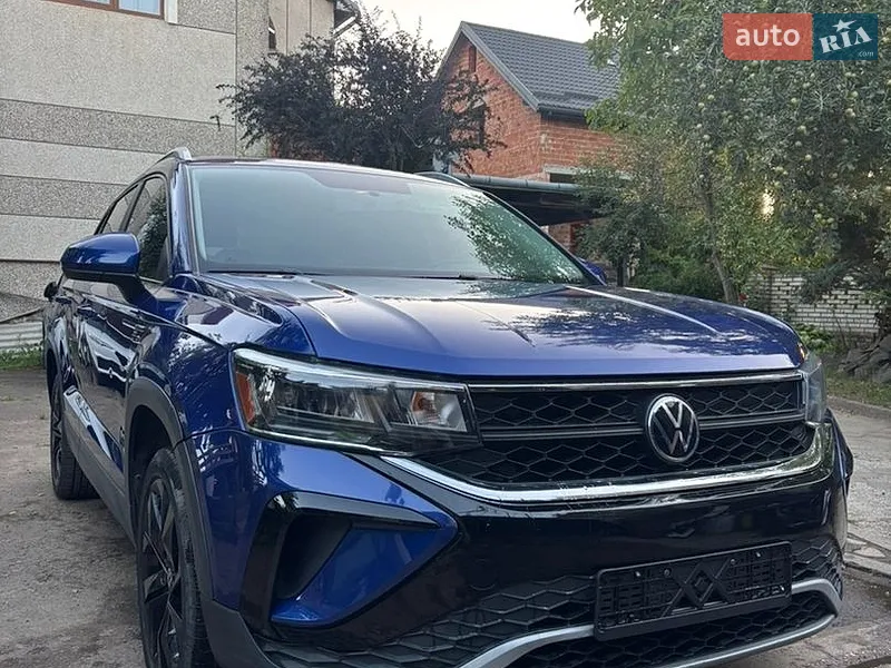 Volkswagen Taos 2021