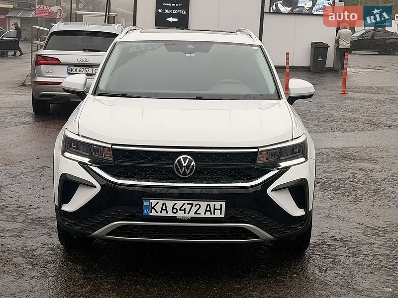 Volkswagen Taos