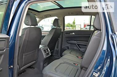 Позашляховик / Кросовер Volkswagen Teramont 2020 в 