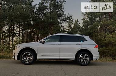 Внедорожник / Кроссовер Volkswagen Tiguan Allspace 2017 в Киеве