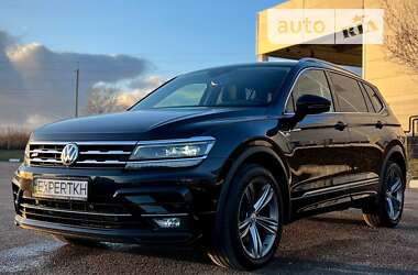 Внедорожник / Кроссовер Volkswagen Tiguan Allspace 2020 в Киеве