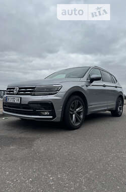 Позашляховик / Кросовер Volkswagen Tiguan Allspace 2019 в Києві