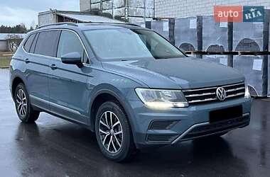 Внедорожник / Кроссовер Volkswagen Tiguan Allspace 2021 в Львове