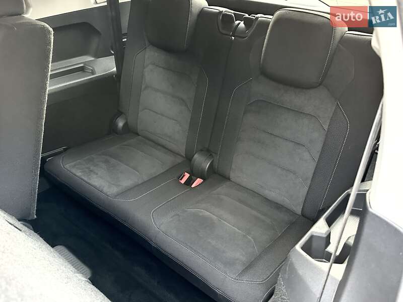Позашляховик / Кросовер Volkswagen Tiguan Allspace 2018 в Києві фото 51 Позашляховик / Кросовер Volkswagen Tiguan Allspace 2018 в Києві