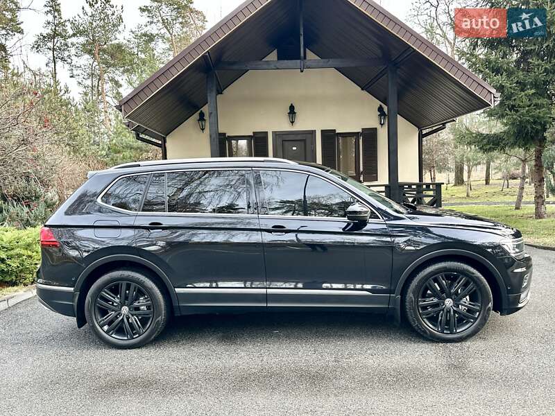 Позашляховик / Кросовер Volkswagen Tiguan Allspace 2018 в Києві фото 17 Позашляховик / Кросовер Volkswagen Tiguan Allspace 2018 в Києві