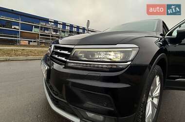 Позашляховик / Кросовер Volkswagen Tiguan Allspace 2018 в Славуті