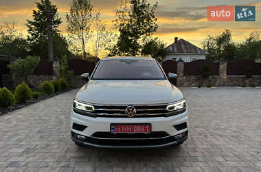 Внедорожник / Кроссовер Volkswagen Tiguan Allspace 2020 в 