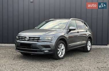 Внедорожник / Кроссовер Volkswagen Tiguan Allspace 2020 в 