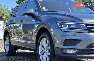 Позашляховик / Кросовер Volkswagen Tiguan Allspace 2021 в 