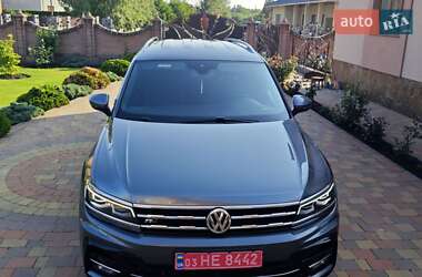 Внедорожник / Кроссовер Volkswagen Tiguan Allspace 2019 в 