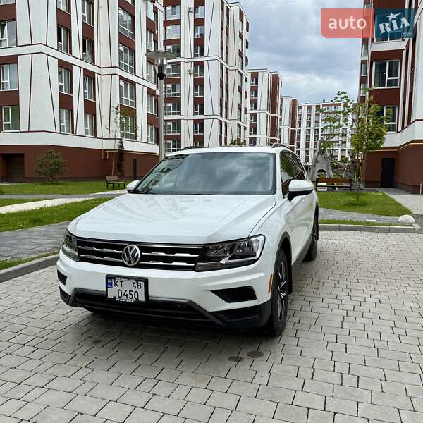 Внедорожник / Кроссовер Volkswagen Tiguan Allspace 2021 в 
