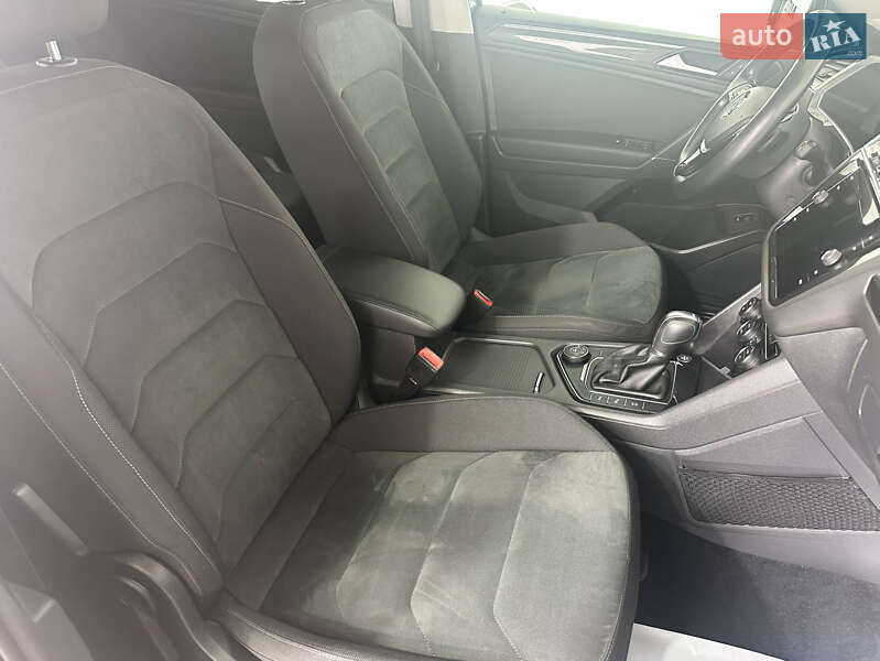Внедорожник / Кроссовер Volkswagen Tiguan Allspace 2018 в Львове