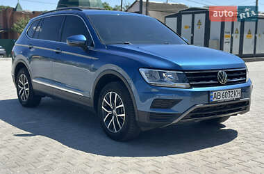 Внедорожник / Кроссовер Volkswagen Tiguan Allspace 2020 в Кропивницком