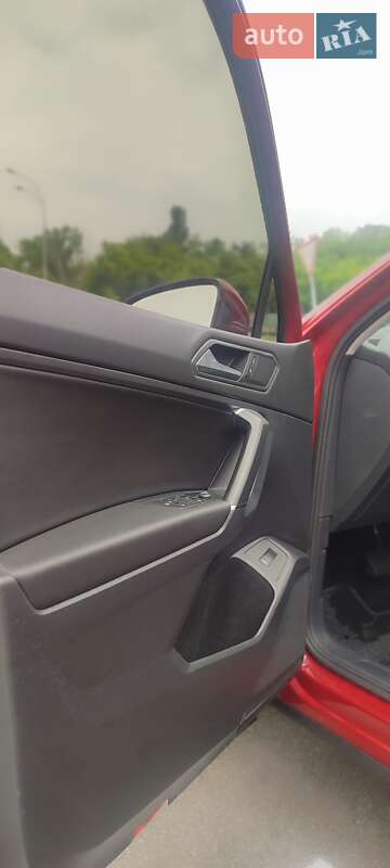 Внедорожник / Кроссовер Volkswagen Tiguan Allspace 2019 в Киеве фото 28 Внедорожник / Кроссовер Volkswagen Tiguan Allspace 2019 в Киеве