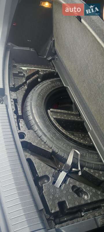 Внедорожник / Кроссовер Volkswagen Tiguan Allspace 2019 в Киеве фото 32 Внедорожник / Кроссовер Volkswagen Tiguan Allspace 2019 в Киеве