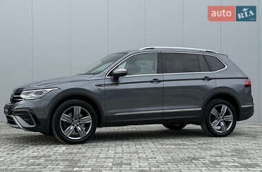Внедорожник / Кроссовер Volkswagen Tiguan Allspace 2021 в Мукачево
