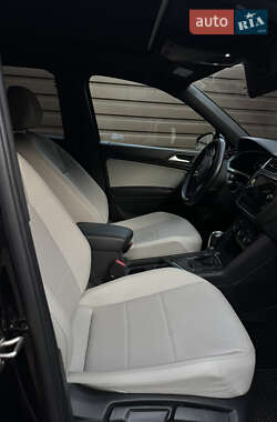 Внедорожник / Кроссовер Volkswagen Tiguan Allspace 2019 в 