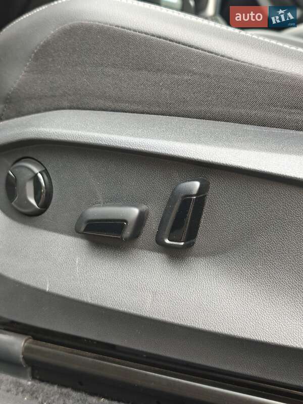 Внедорожник / Кроссовер Volkswagen Tiguan Allspace 2023 в Николаеве