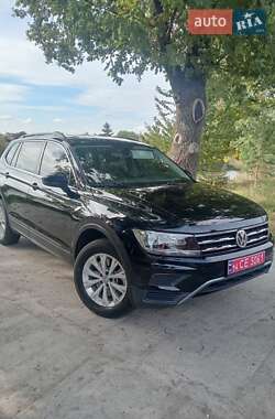 Позашляховик / Кросовер Volkswagen Tiguan Allspace 2019 в Сумах