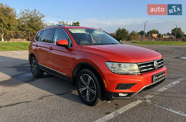 Внедорожник / Кроссовер Volkswagen Tiguan Allspace 2018 в Луцке