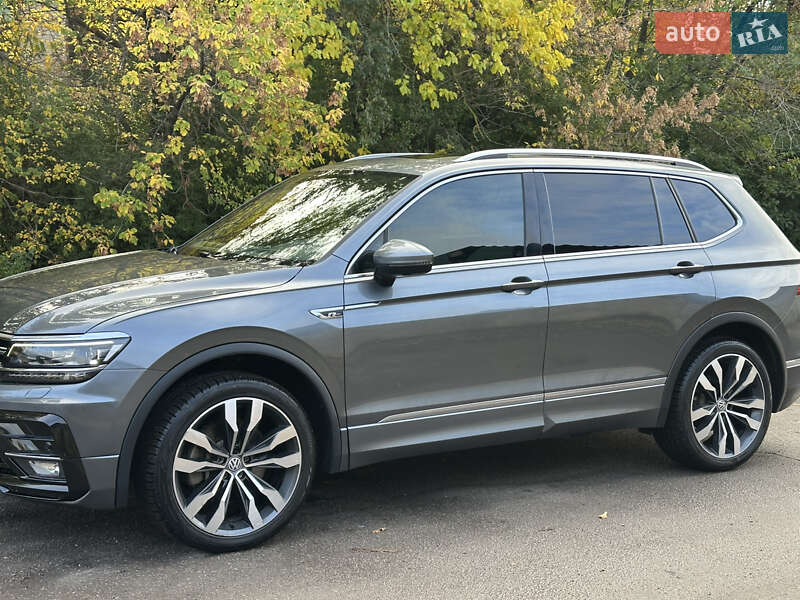 Внедорожник / Кроссовер Volkswagen Tiguan Allspace 2020 в Киеве фото 4 Внедорожник / Кроссовер Volkswagen Tiguan Allspace 2020 в Киеве