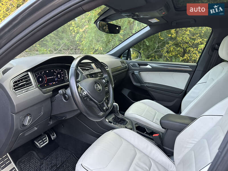 Внедорожник / Кроссовер Volkswagen Tiguan Allspace 2020 в Киеве фото 17 Внедорожник / Кроссовер Volkswagen Tiguan Allspace 2020 в Киеве