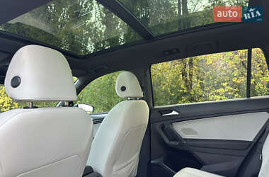 Внедорожник / Кроссовер Volkswagen Tiguan Allspace 2020 в 