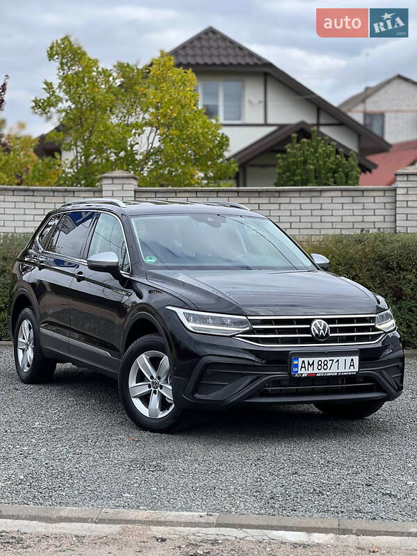 Внедорожник / Кроссовер Volkswagen Tiguan Allspace 2022 в Житомире