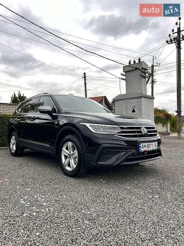 Внедорожник / Кроссовер Volkswagen Tiguan Allspace 2022 в Житомире