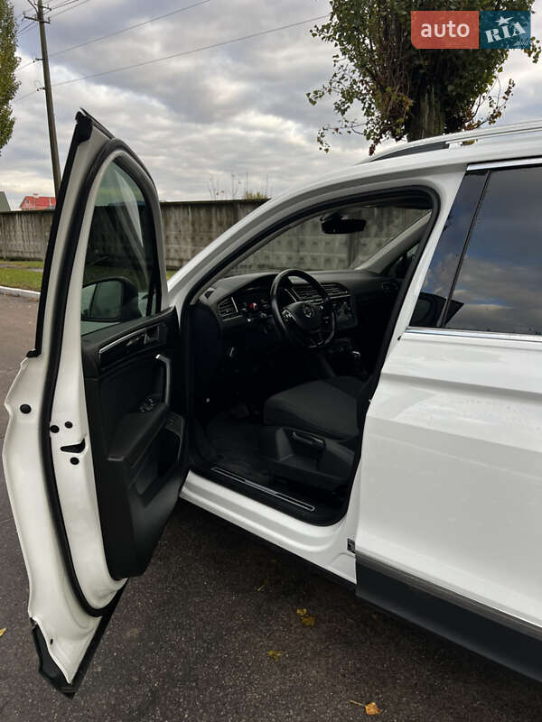 Позашляховик / Кросовер Volkswagen Tiguan Allspace 2019 в Кременчуці фото 12 Позашляховик / Кросовер Volkswagen Tiguan Allspace 2019 в Кременчуці