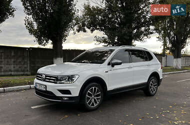 Внедорожник / Кроссовер Volkswagen Tiguan Allspace 2019 в 