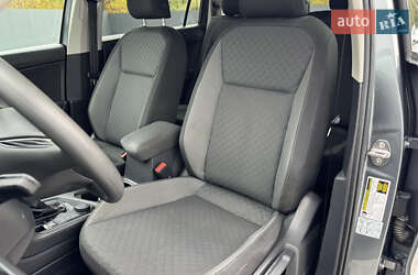Внедорожник / Кроссовер Volkswagen Tiguan Allspace 2018 в 