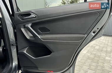 Внедорожник / Кроссовер Volkswagen Tiguan Allspace 2018 в 