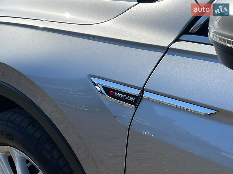 Позашляховик / Кросовер Volkswagen Tiguan Allspace 2021 в Луцьку